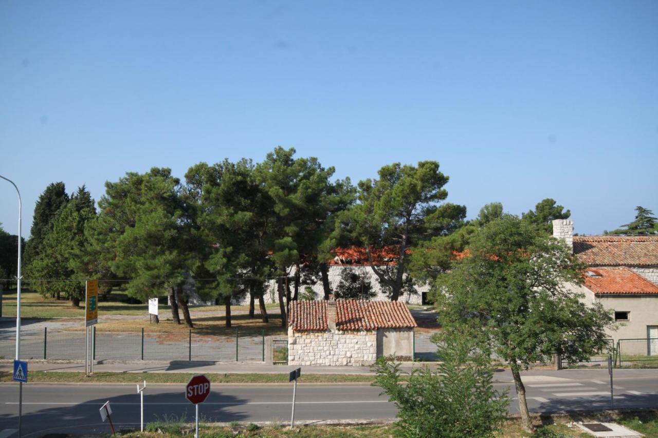 Apartments With A Parking Space Umag - 7066 Exteriér fotografie